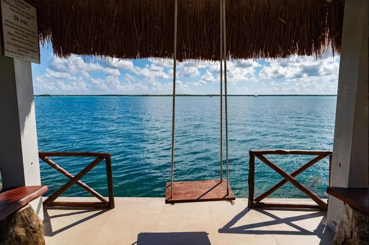 Casa Frente A La Laguna De Bacalar Βίλα